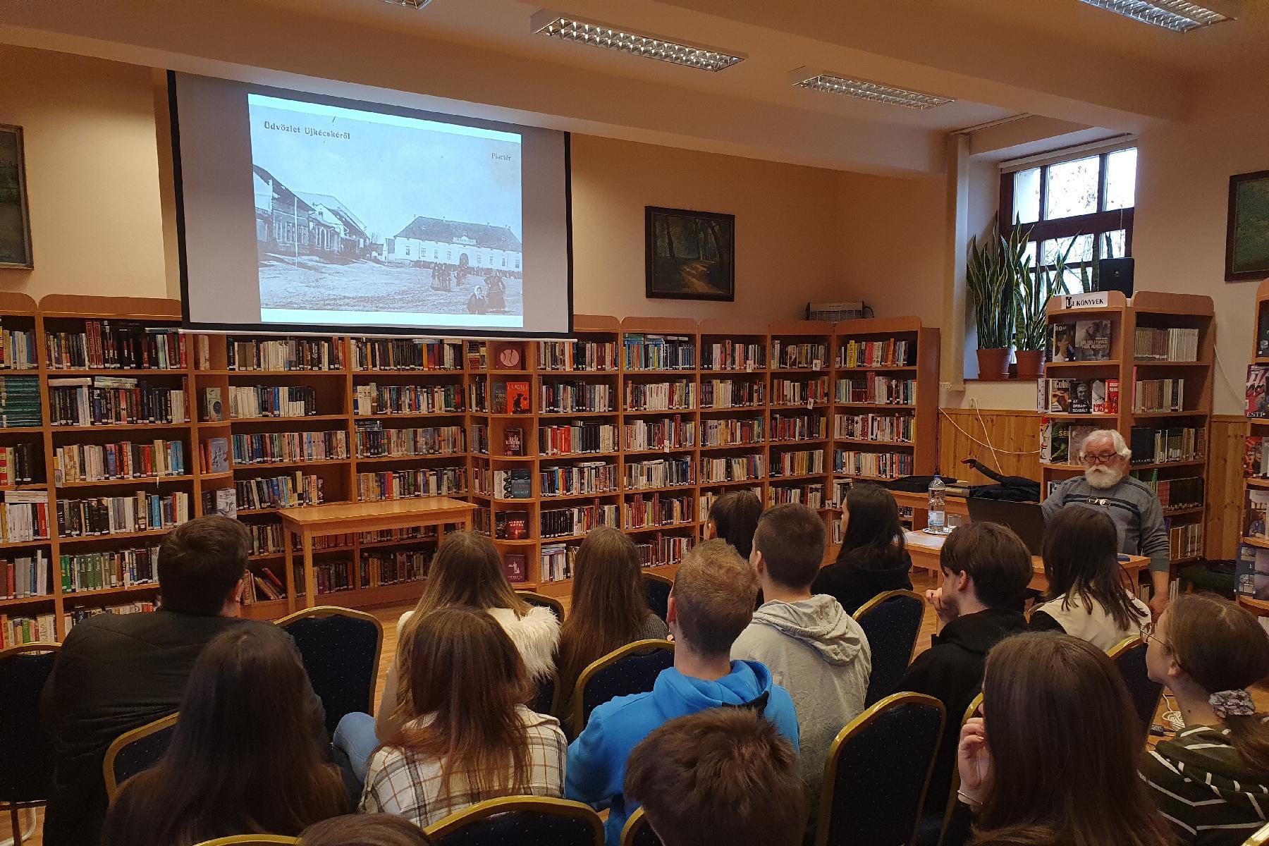 Család- és helytörténet kutató előadás Pauk Sándor vezetésével